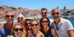 How vibrant is the Expat Community in Portugal? 27 A cheerful group of American expats enjoying their time in Portugal